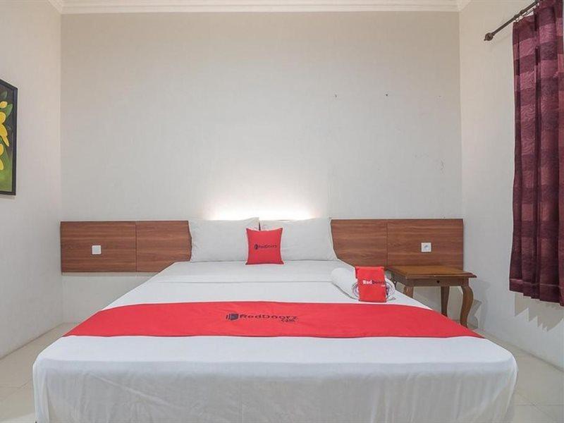 Hotel Reddoorz Near Alun Alun Subang Exteriér fotografie
