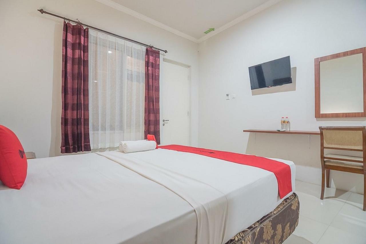 Hotel Reddoorz Near Alun Alun Subang Exteriér fotografie