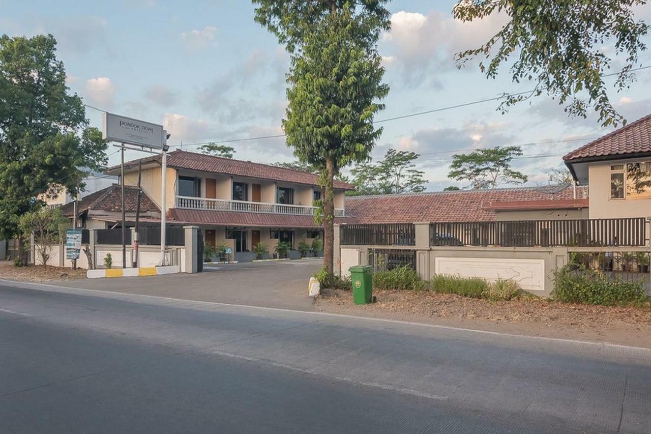 Hotel Reddoorz Near Alun Alun Subang Exteriér fotografie