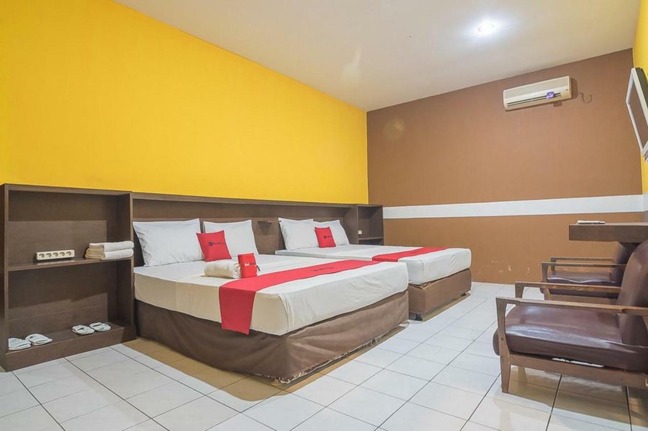 Hotel Reddoorz Near Alun Alun Subang Exteriér fotografie
