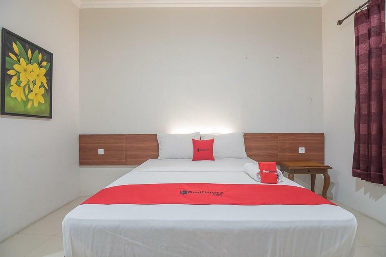 Hotel Reddoorz Near Alun Alun Subang Exteriér fotografie